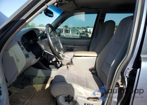 2000 Ford Explorer Xlt из США, поврежденный, VIN 1FMZU73E7YUB86440